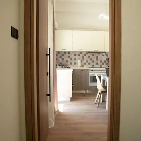 Noor Syros Apartment *