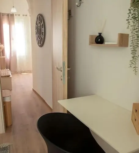 Noor Syros Эрмуполис