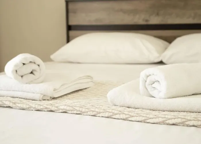 Noor Syros Hermópolis